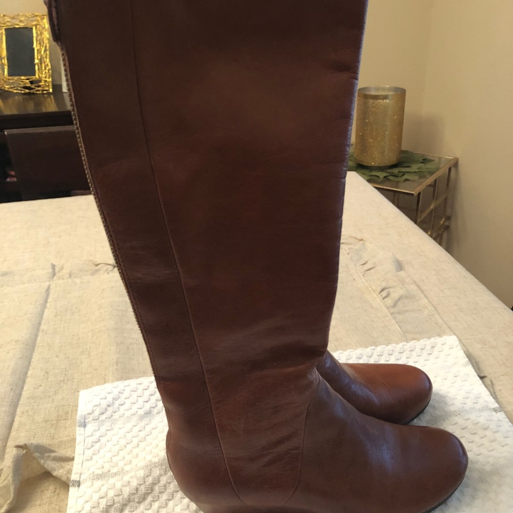 BP leather boots